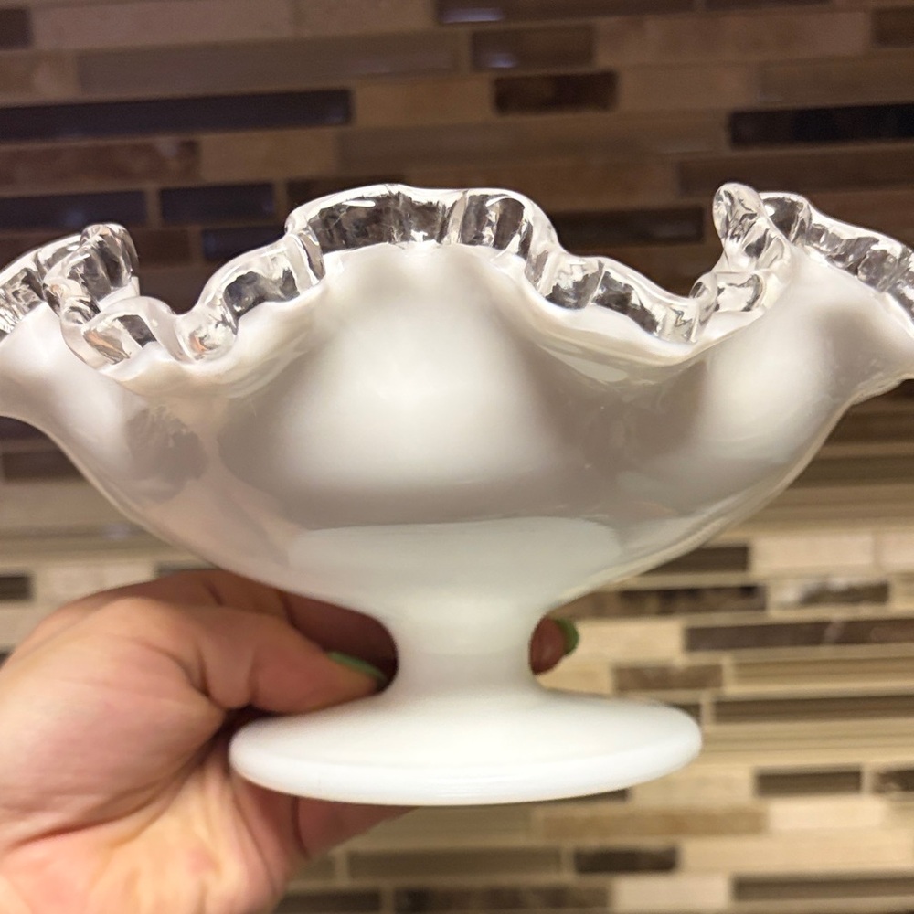 Fenton Silvercrest Milk Glass Pedestal Compote Bowl - Picture 5 of 9